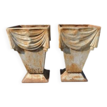 Pair of cast iron vases from 1900 in Charleville-Mézières