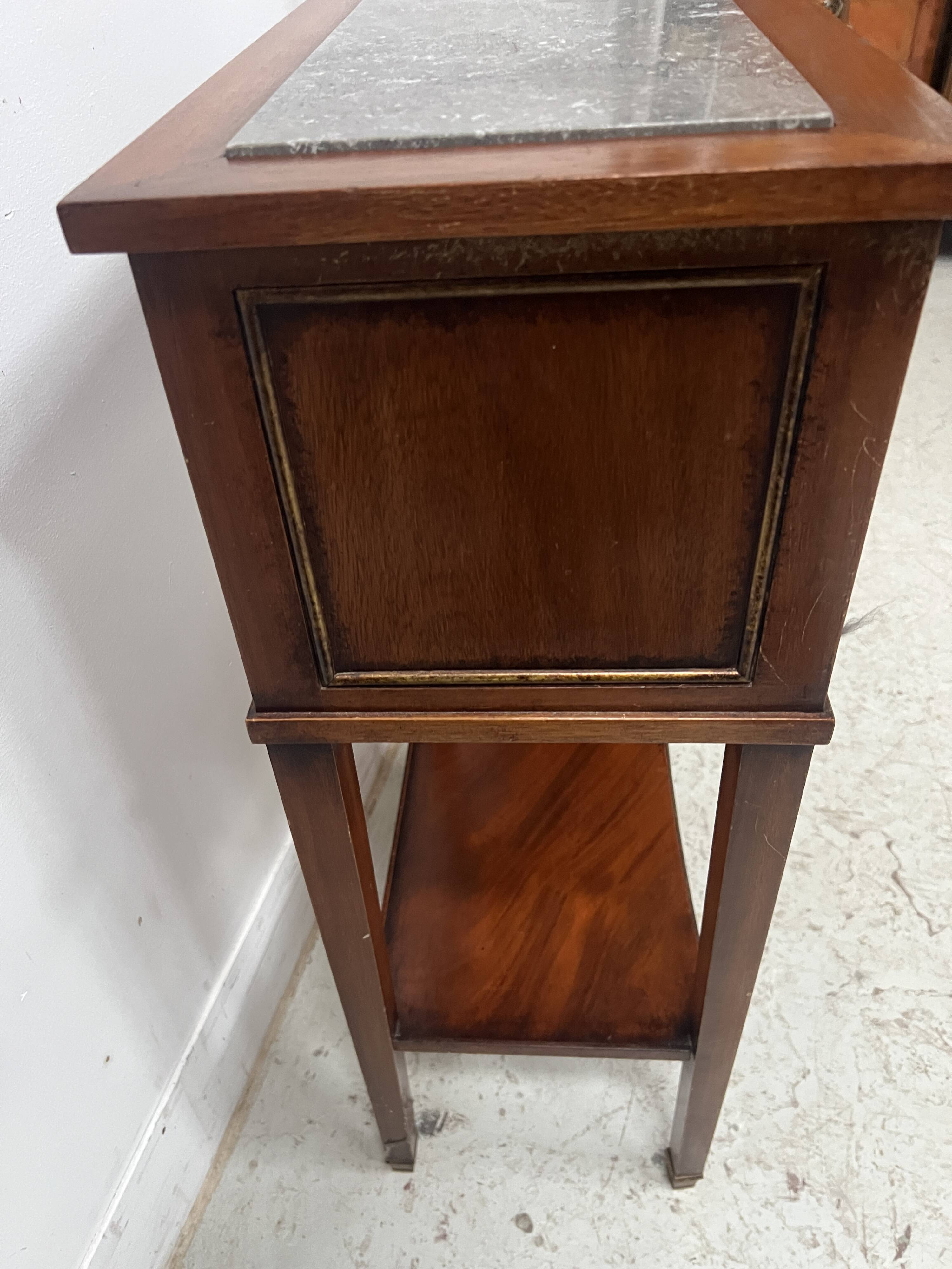 Pair of Louis XVI style bedside tables in mahogany and veneer, 20th century