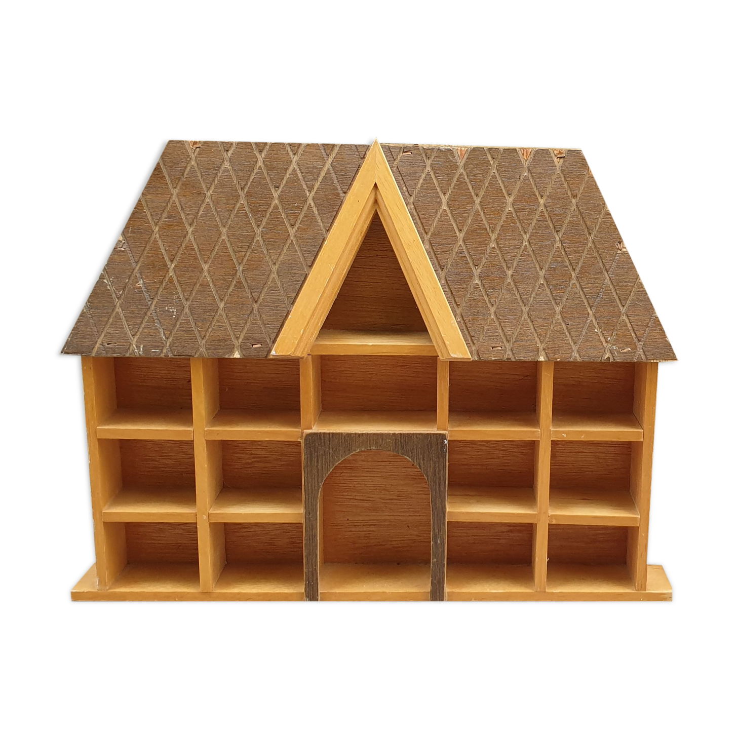 Small shelf to lay "home"
