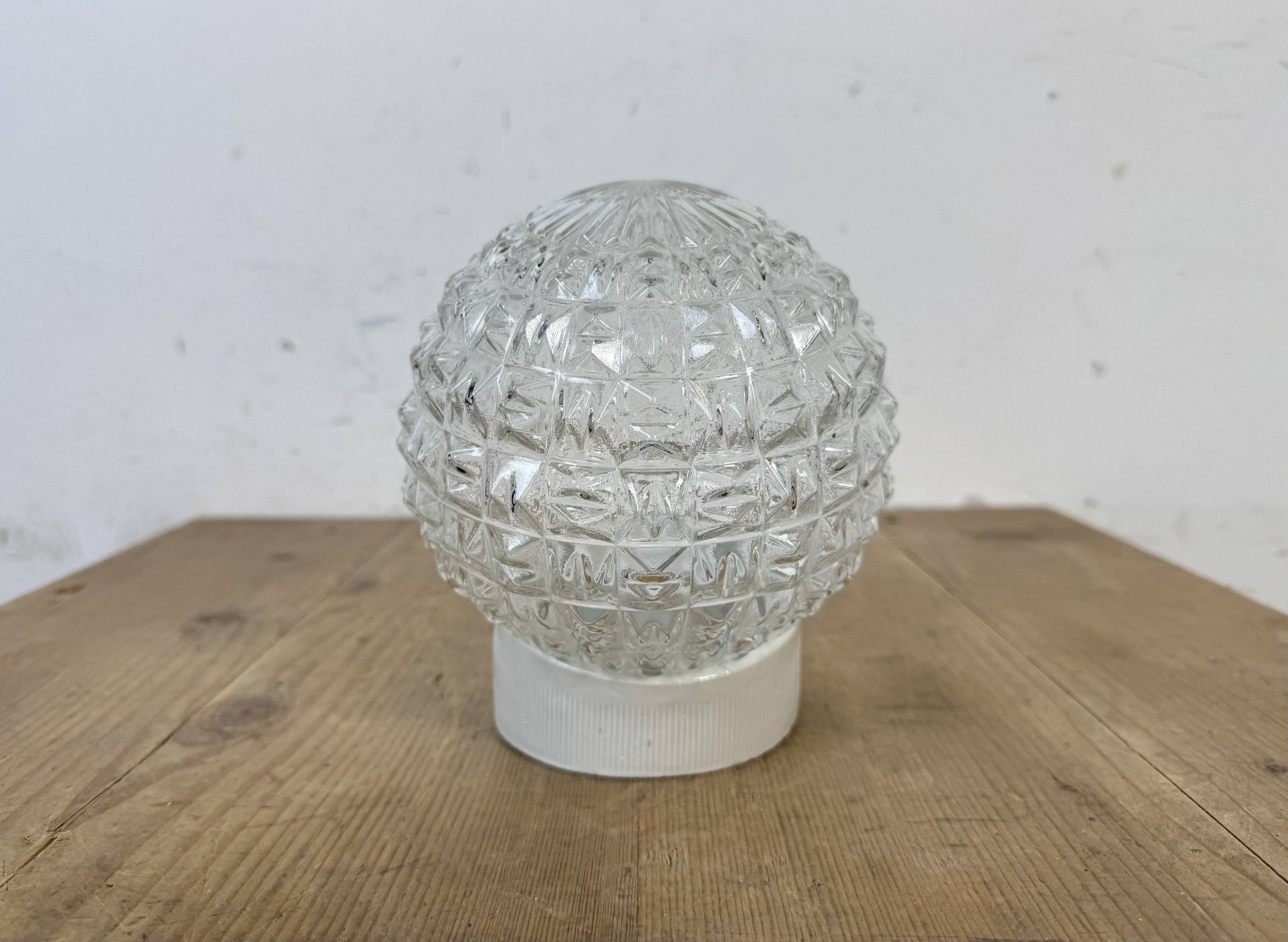 Vintage White Porcelain Wall Light, 1970s