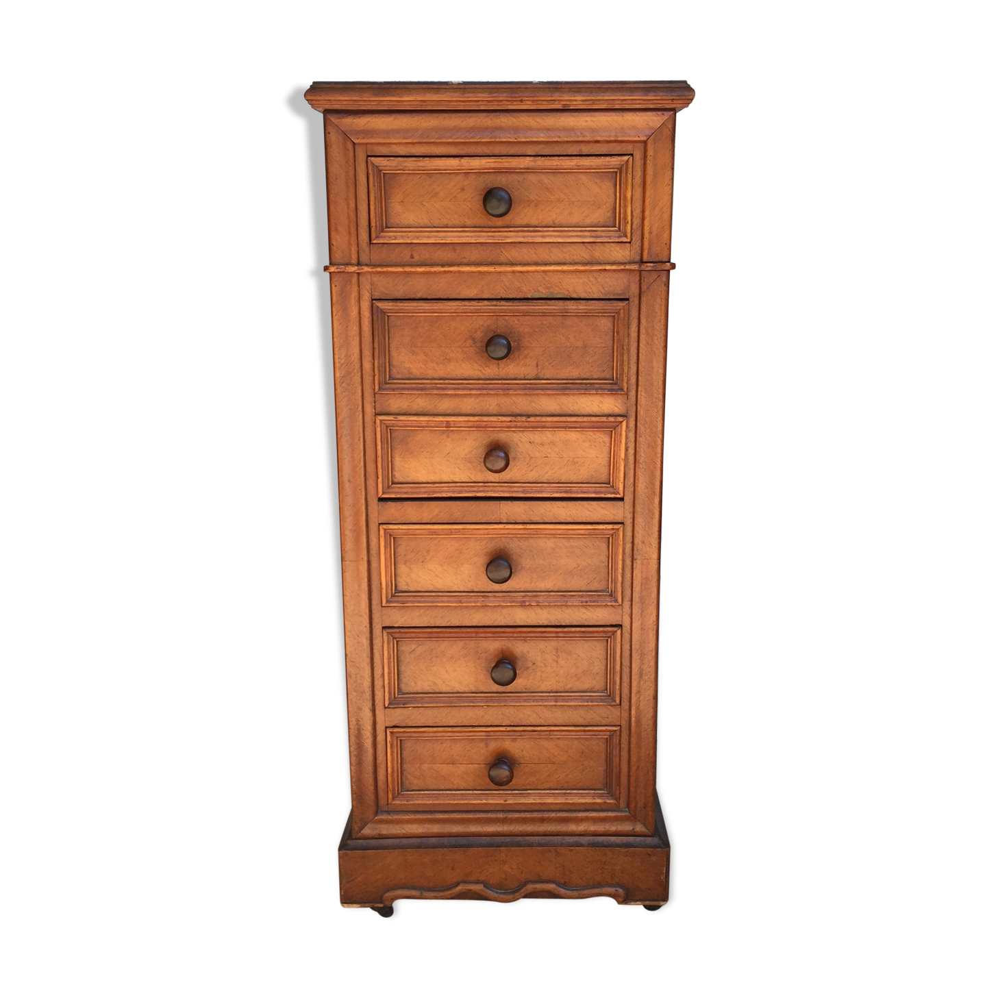 Old chest of drawers