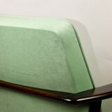 Chaise longue vintage vert clair GFM63 par J.Kedziorek, années 1970