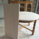 Round table with 1 extension oak base tray and patinated extension pearl gray.