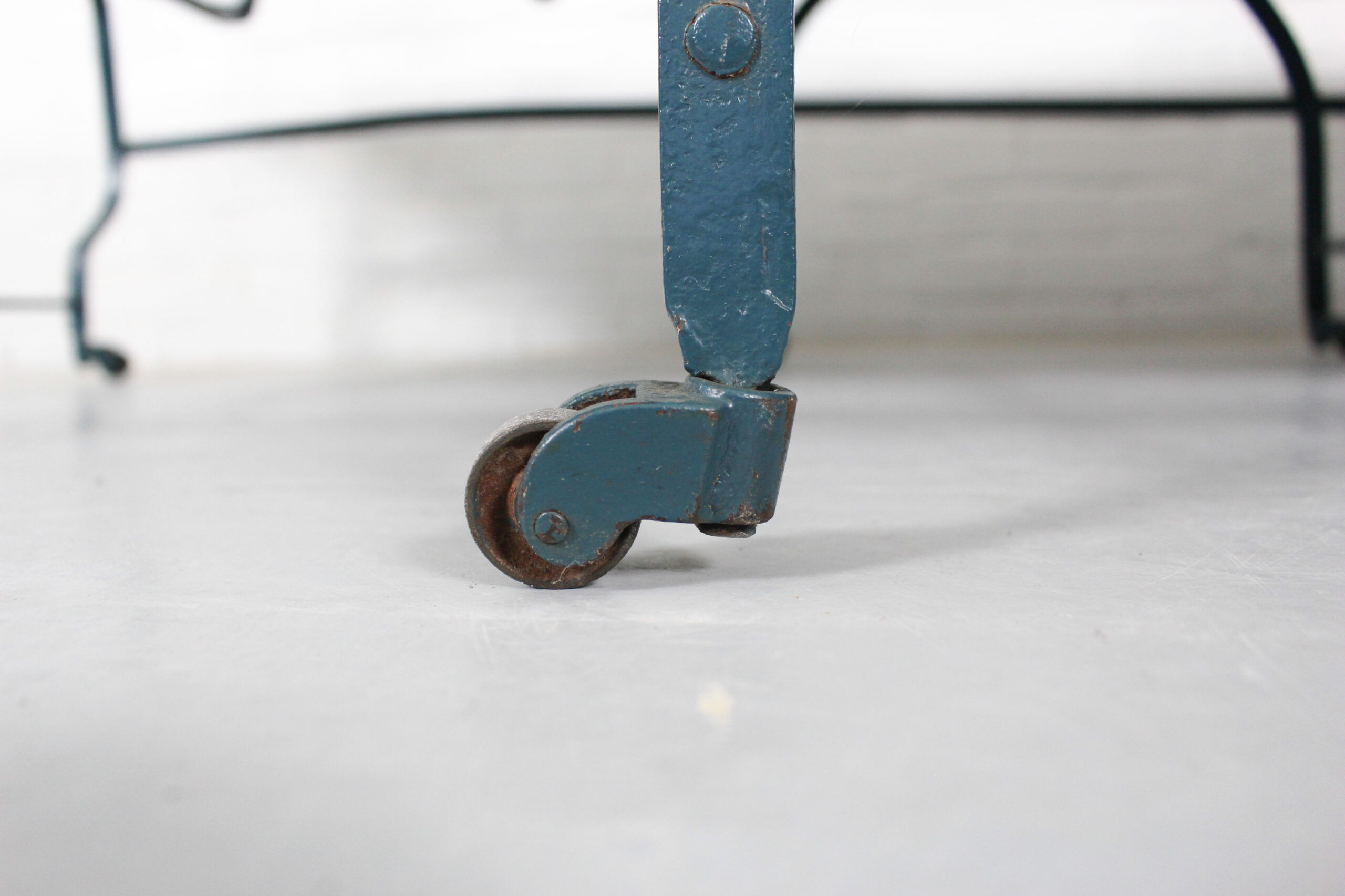 Foldable metal daybed with new webbing and upholstery