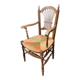 Mulched wooden armchair