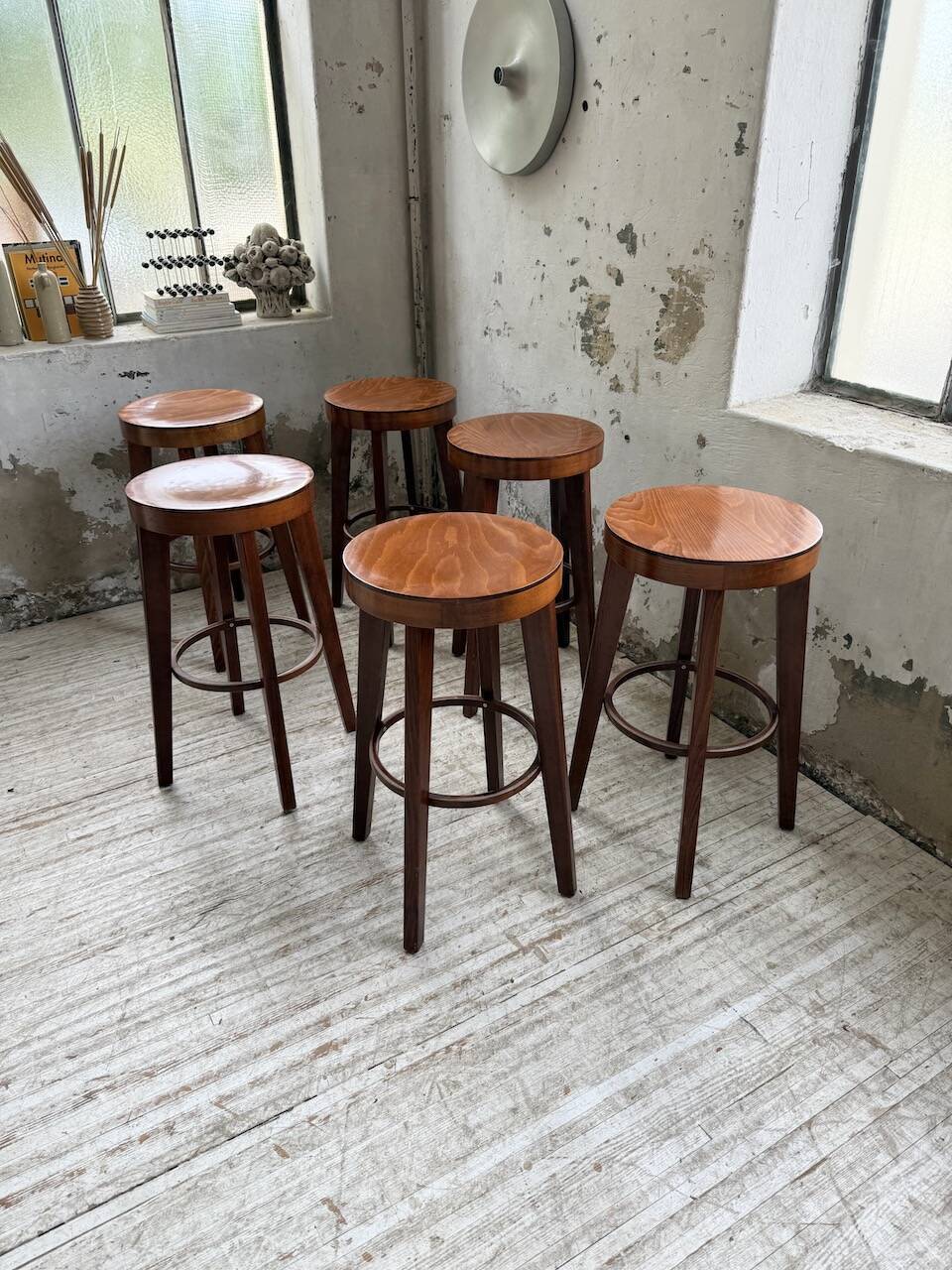 6 vintage Baumann bar stools