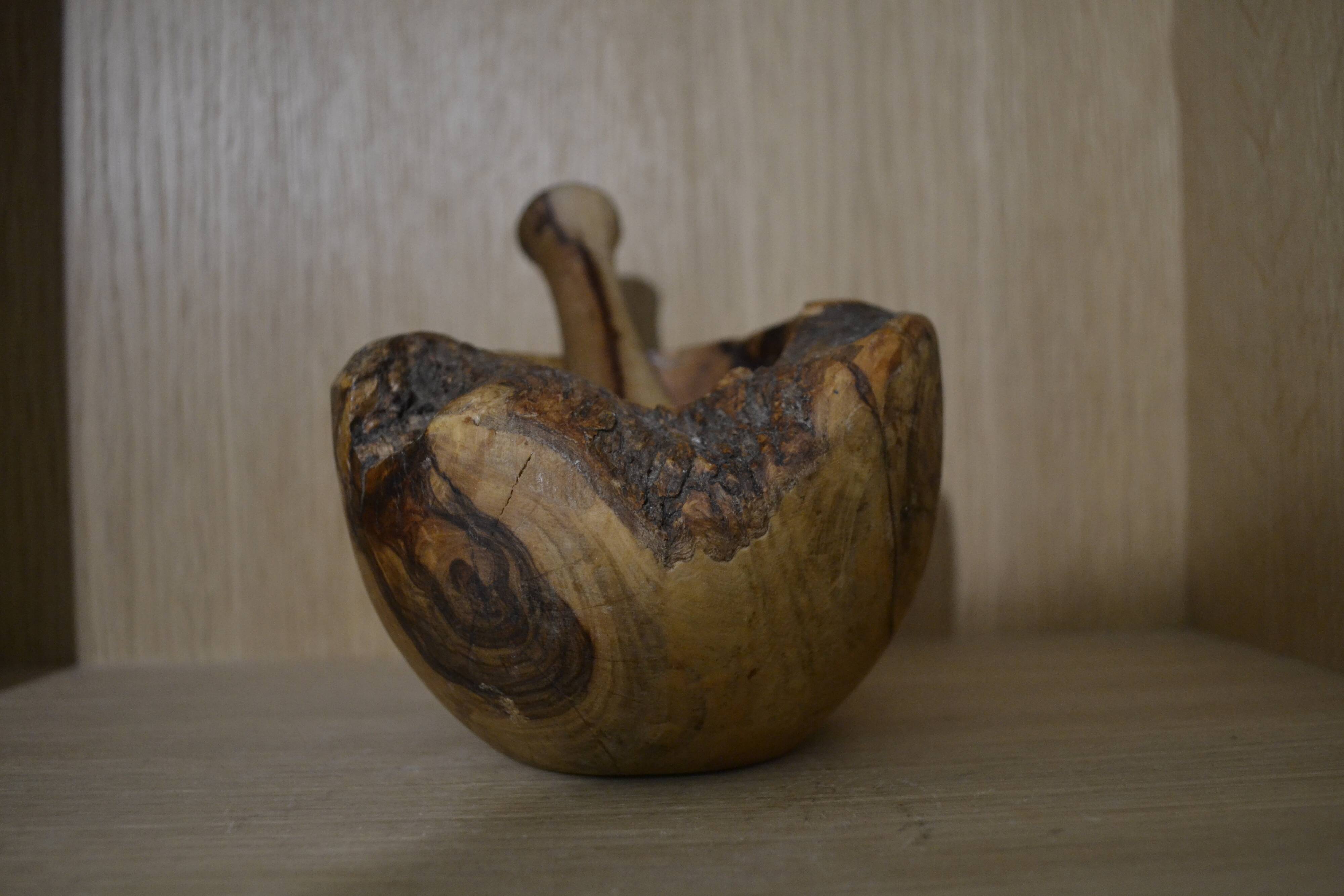 Mortar and its pestle