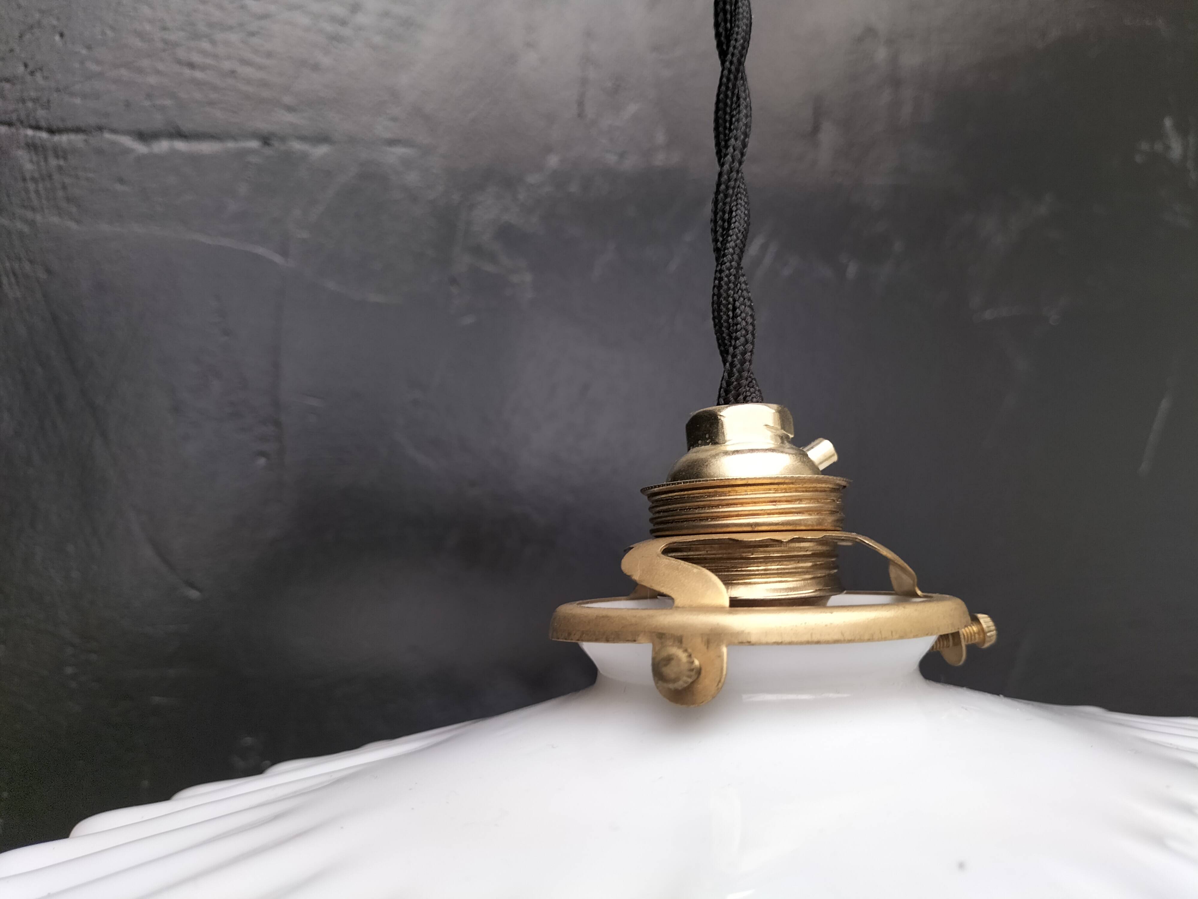 Opaline pendant light