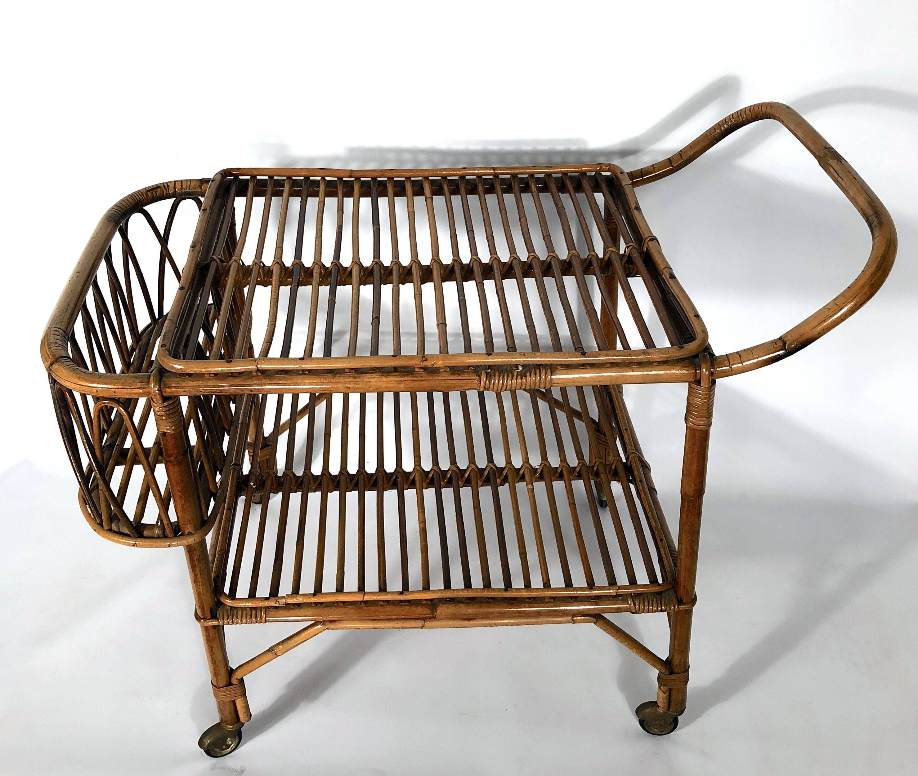 Vintage bamboo bar trolley from 50s. Made in Italy