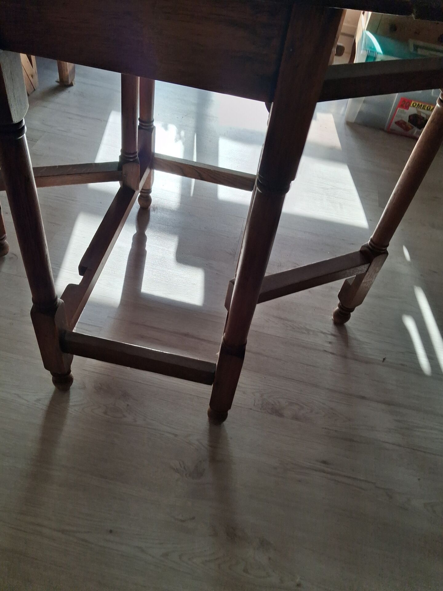 English table Gateberg from the 1920s/1940s.