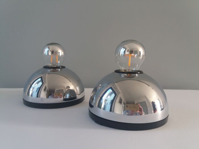 Pair of Targetti Sankey table lamps