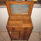 worker of the years 30 to 4 drawers