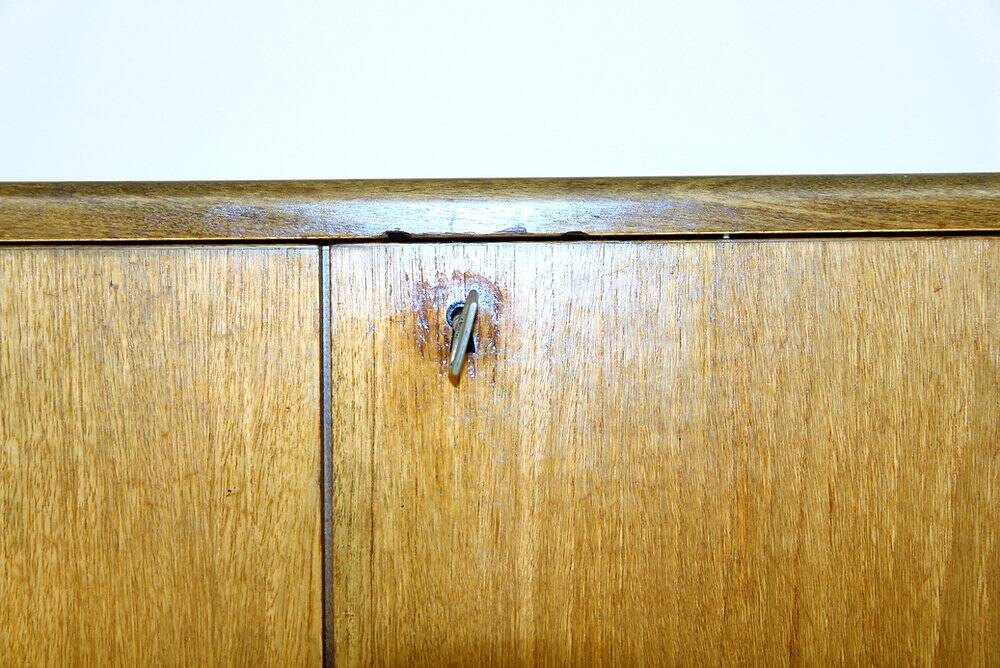 Scandinavian teak chest of drawers, Sweden, 1950.