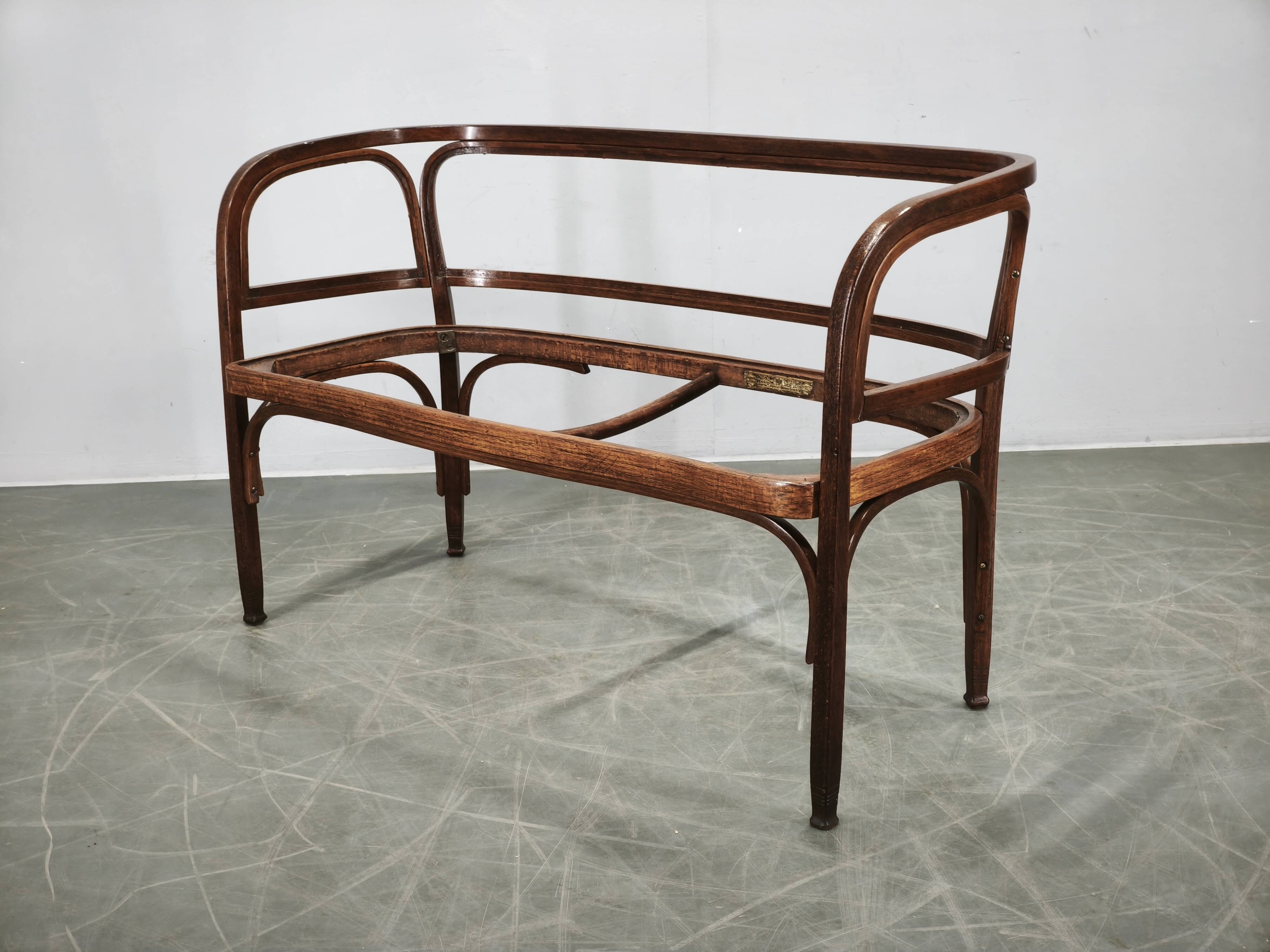 Gustav Siegel Model 715/C Settee for Jacob & Josef Kohn, circa 1901