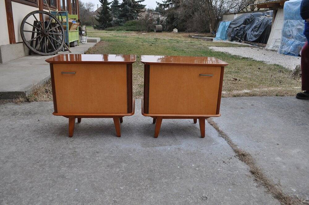 Pair of mid-century brown lacquered wooden bedside tables – 1950s, Czech Republic
