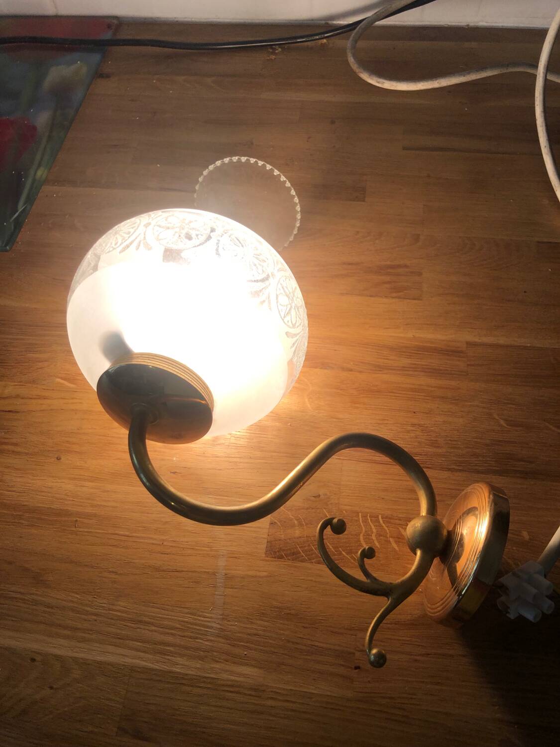 Lustre laiton vintage et ses apiques