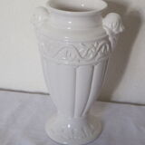 Baroque-style white cermal vase