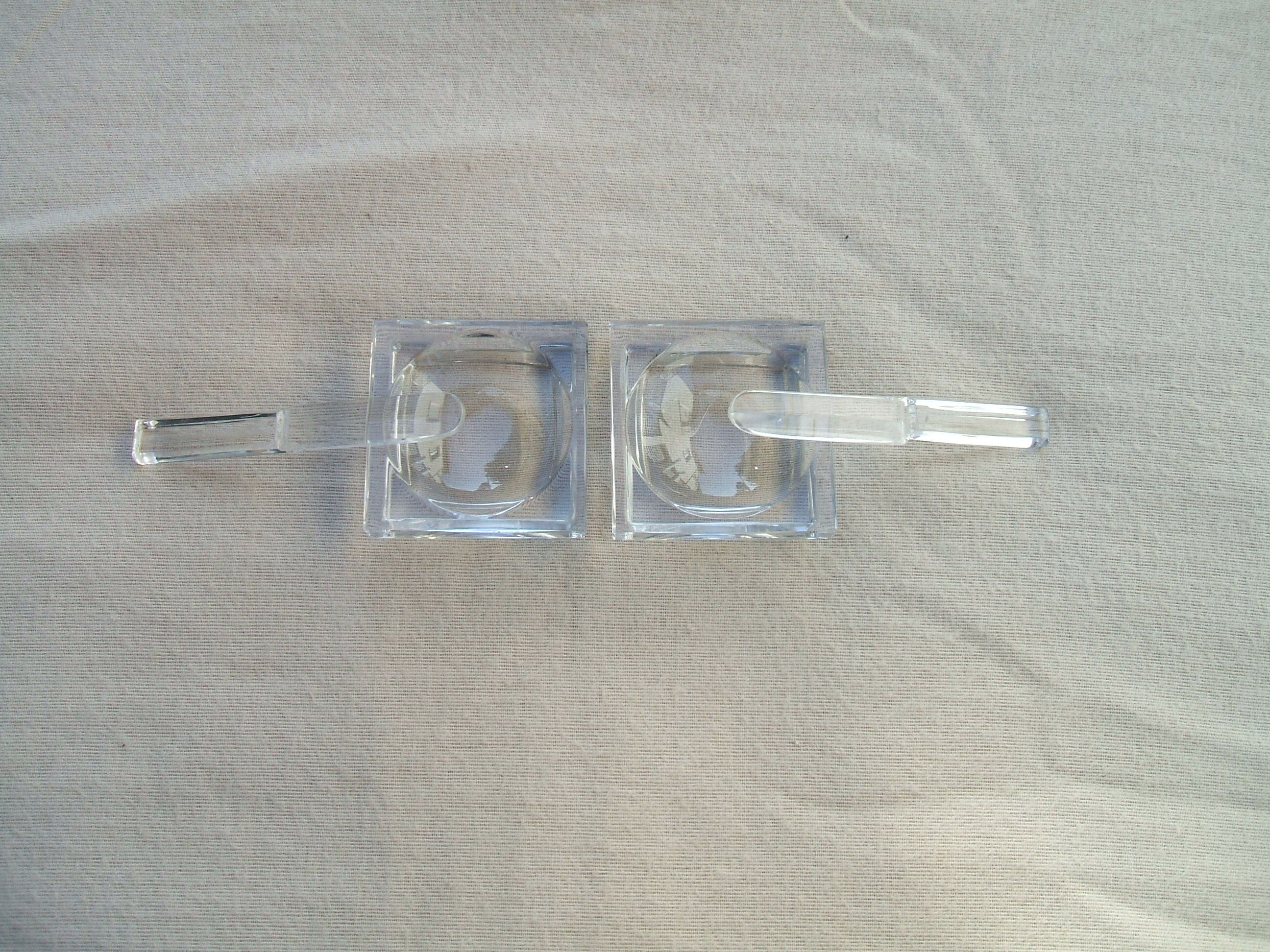 Pair of baccarat butters