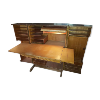 Office "magic box" by Mumenthaler and Meier