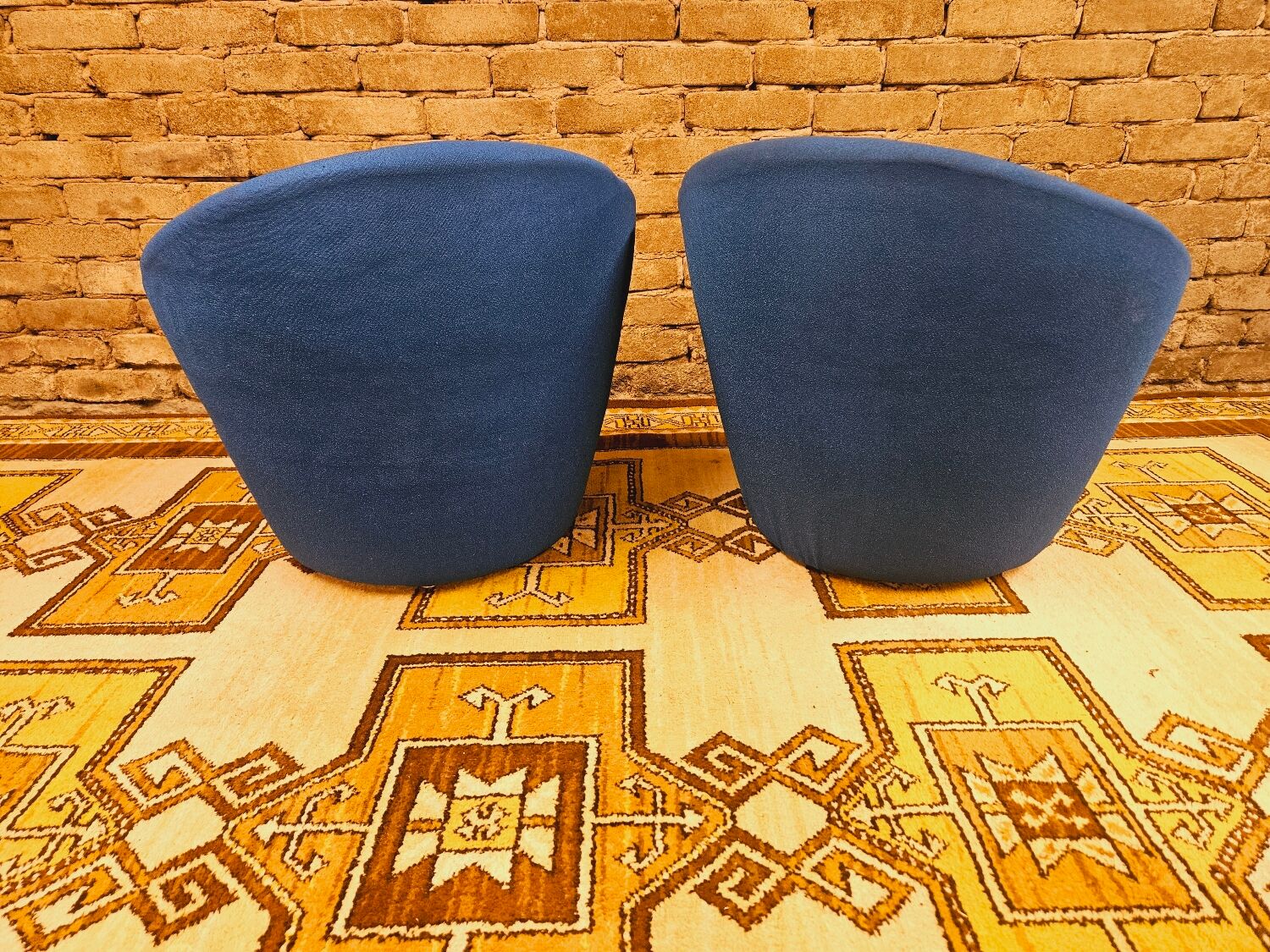 Pair of vintage 70s armchairs