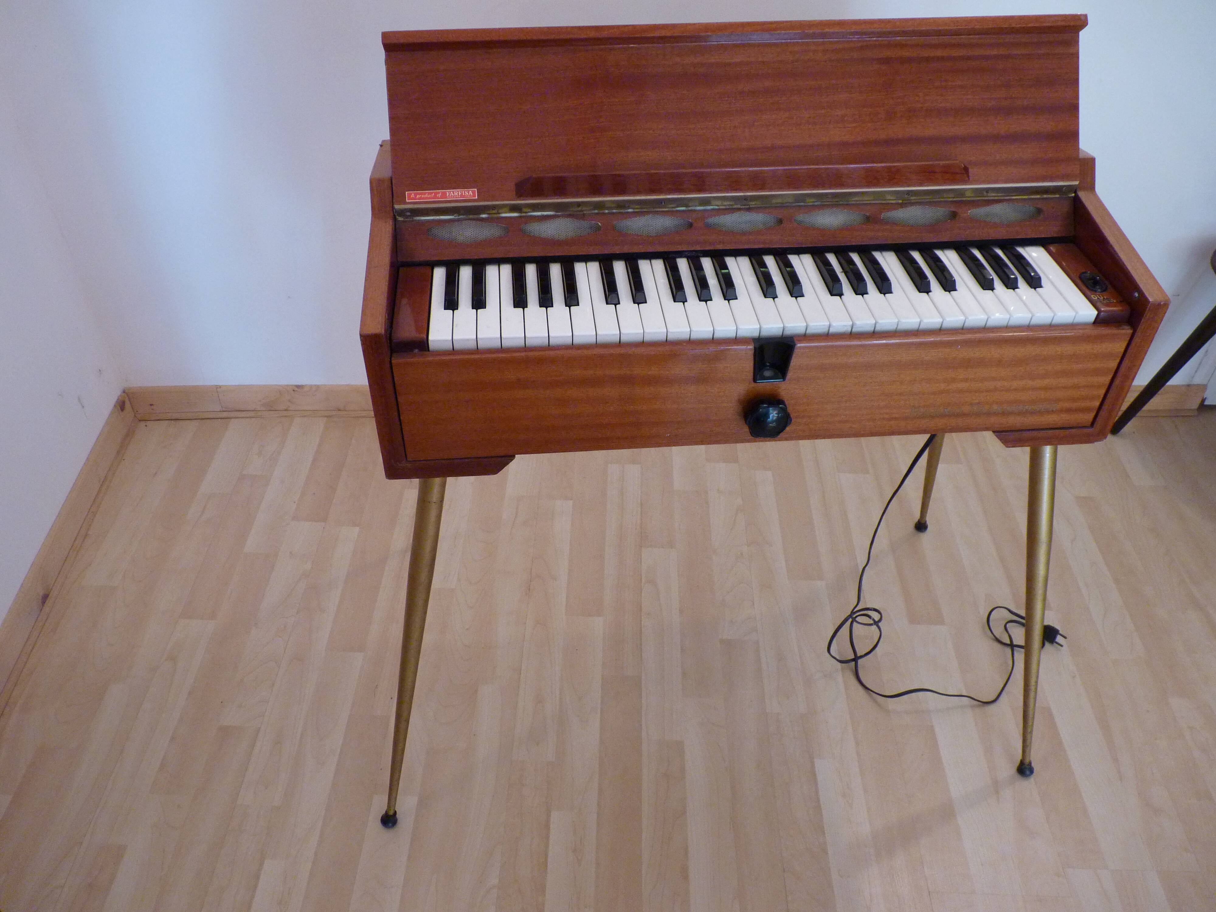 Orgue électrique vintage transportable