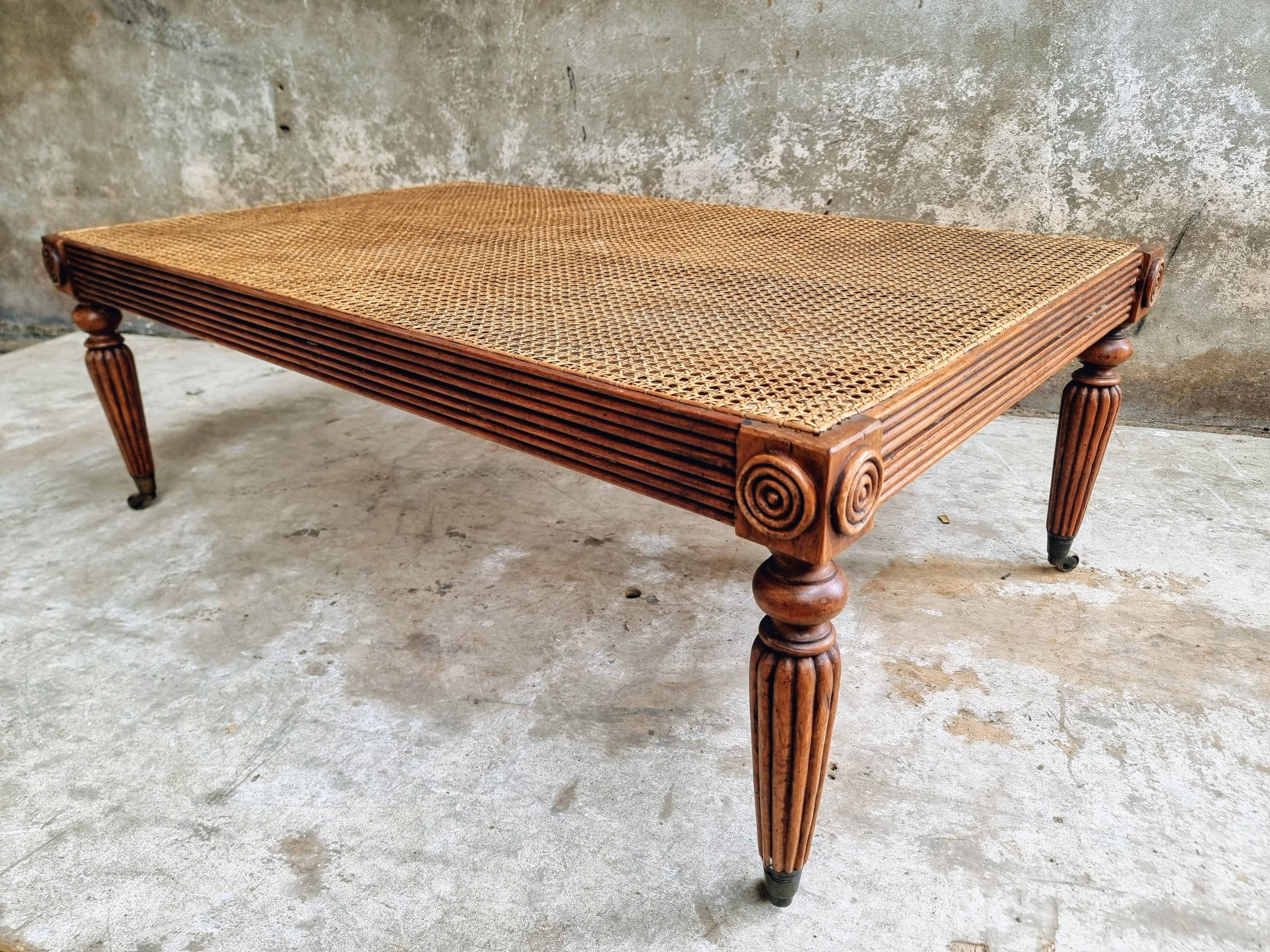 Table basse vintage design Becara Madrid