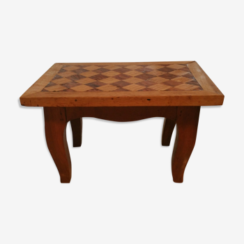 Stool checkered wood massif or footrest