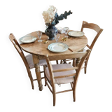 Country table and chairs