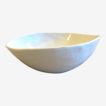 Porcelain salad bowl