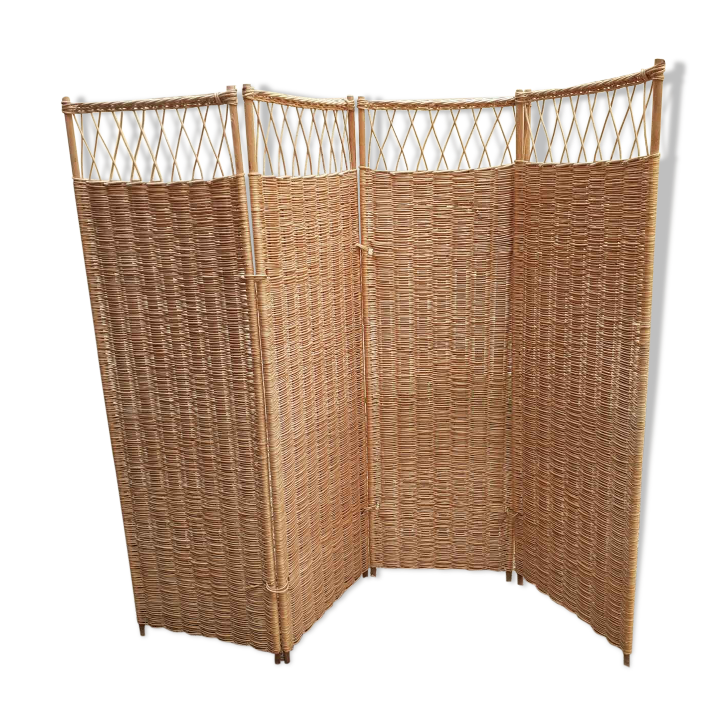 Wicker screen