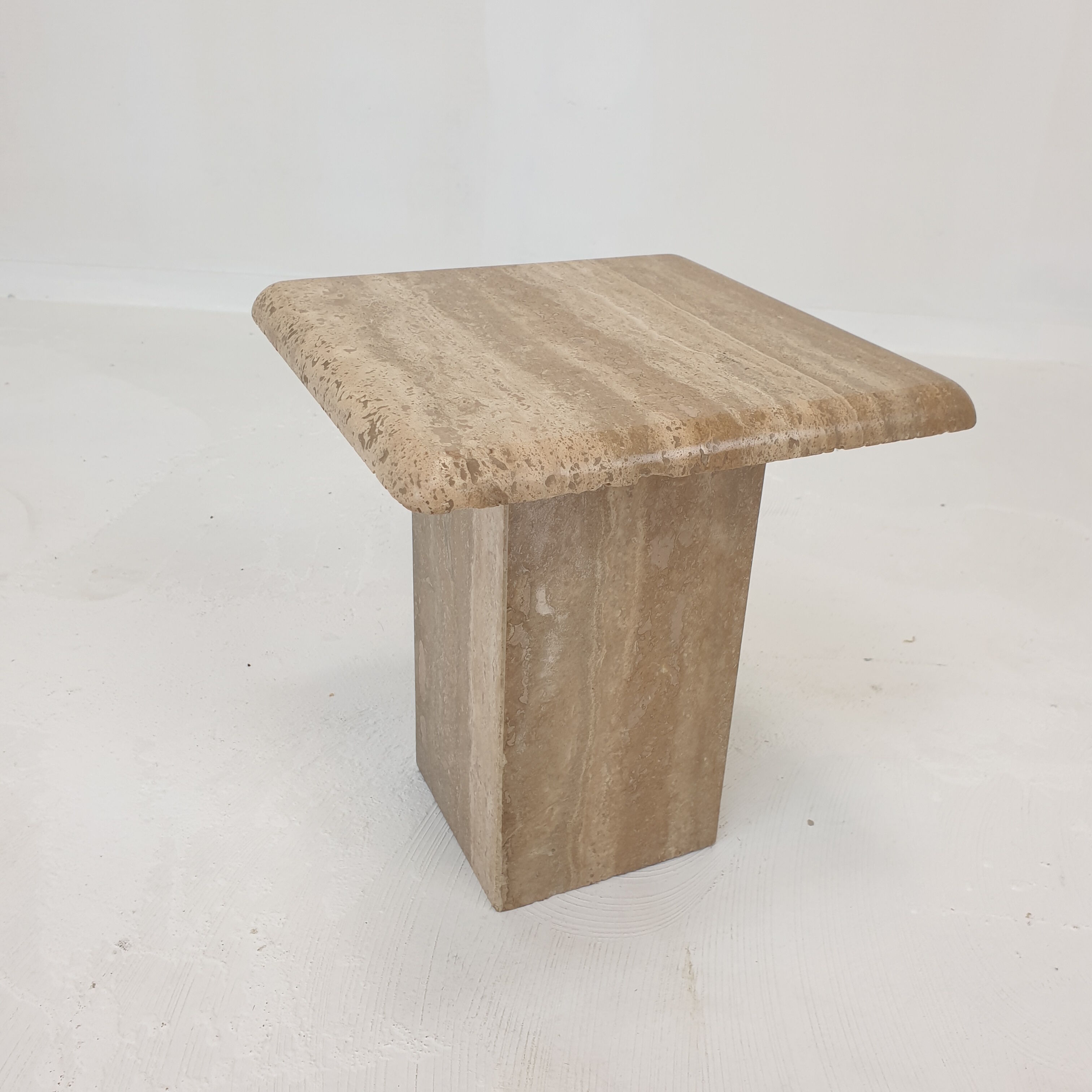 Set of 3 italian travertine coffee tables, 1980s