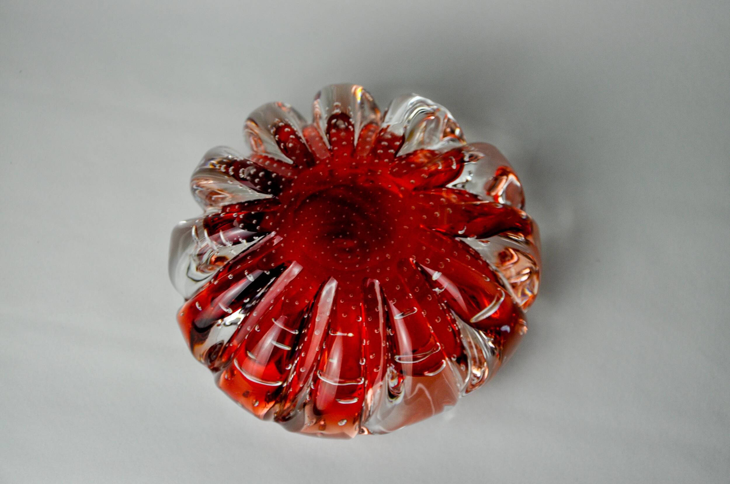 Sommerso bubbles pocket by Flavio Poli for Seguso, red Murano glass, Italy, 1970