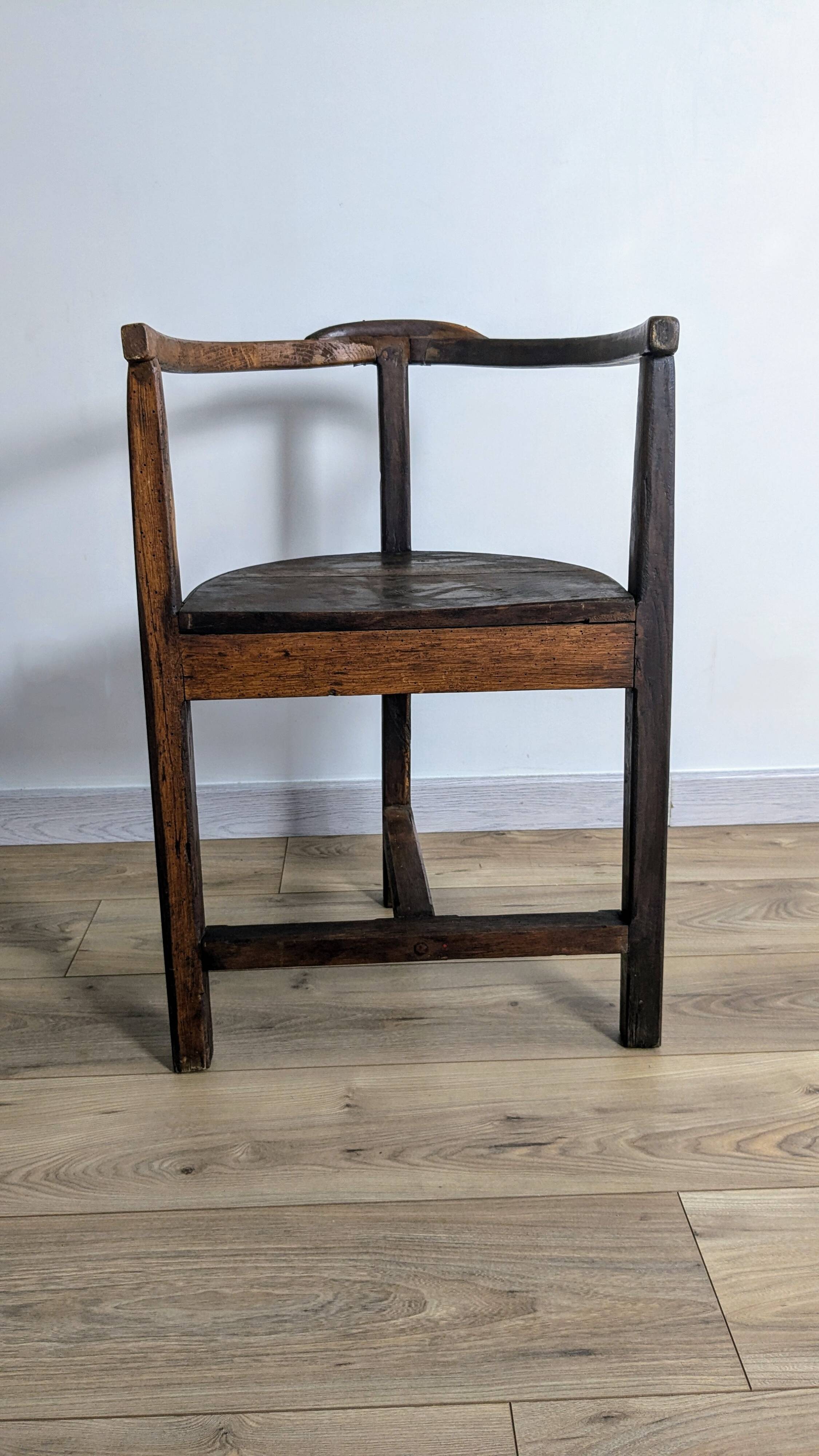 Arts & Craft Country Armchair