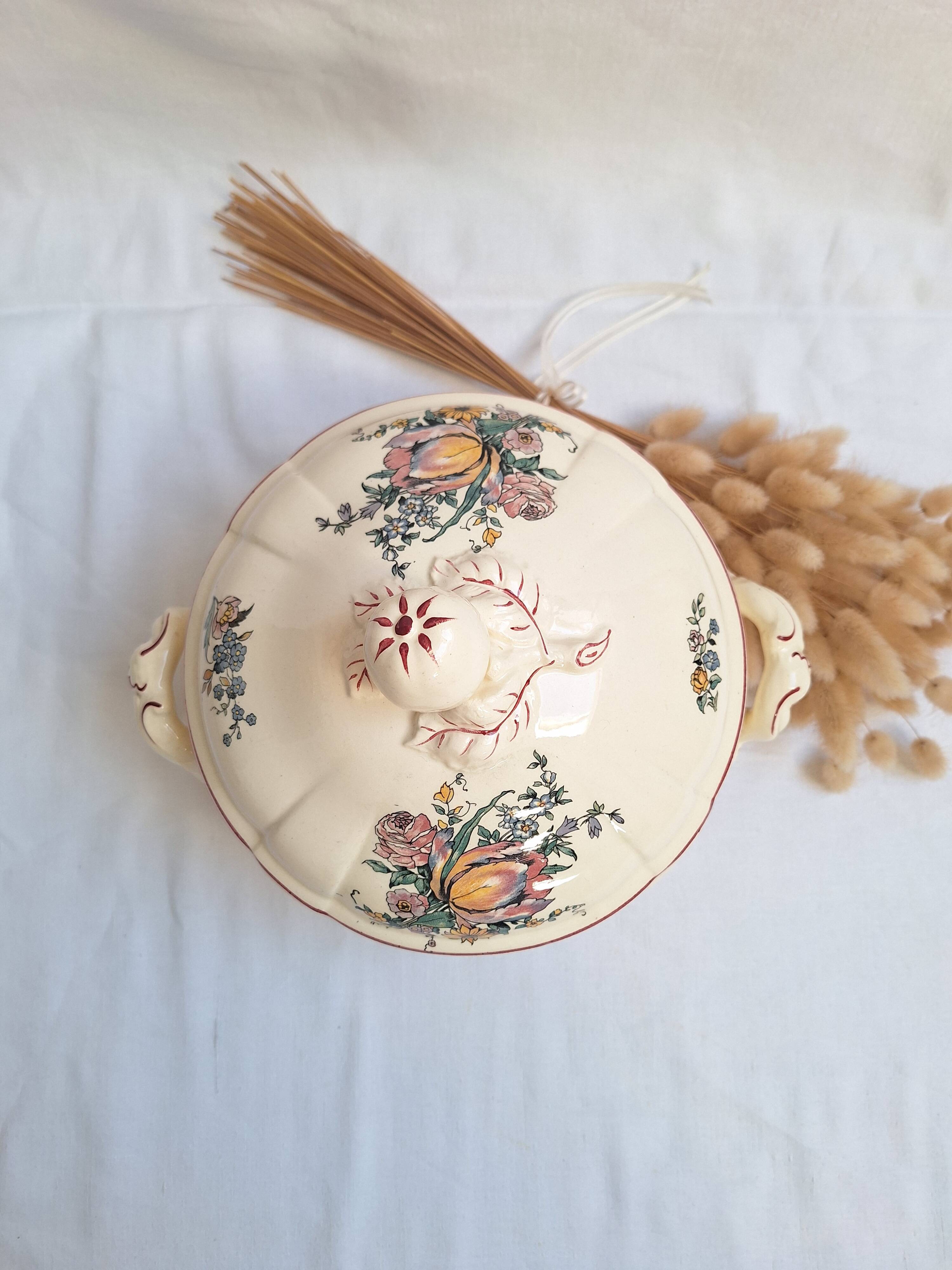 Soup tureen Digoin Sarreguemines Model Lorraine