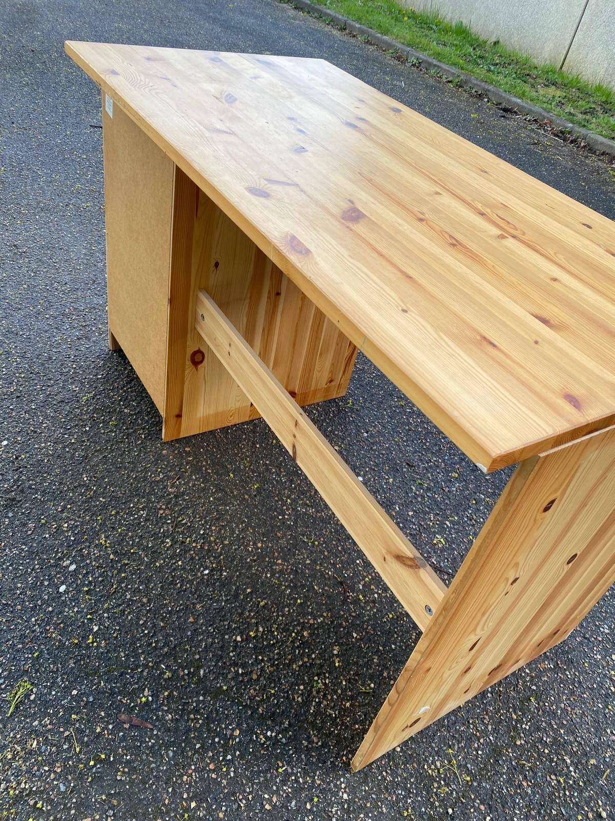Scandinavian solid wood desk 120cm