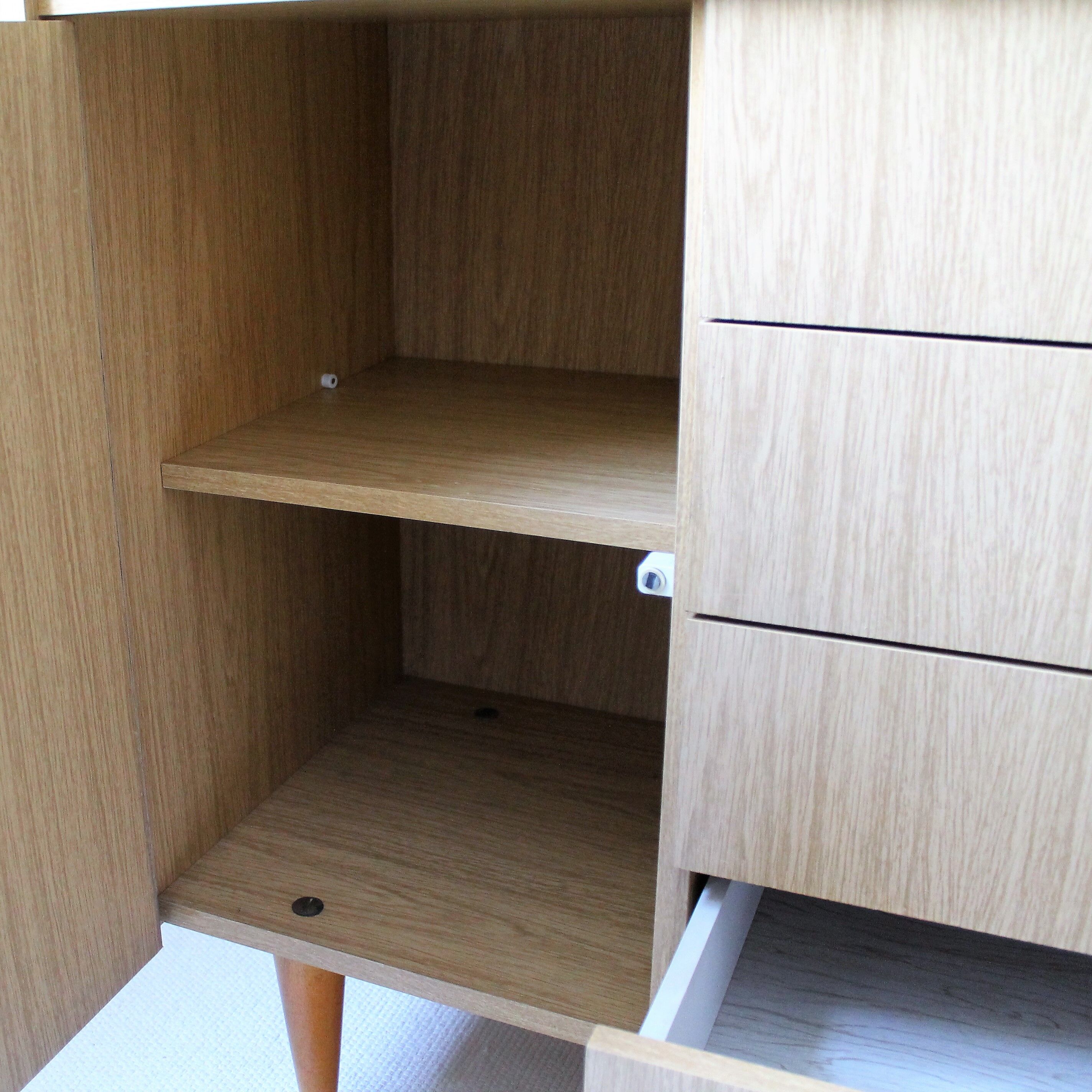 Low buffet vinatge formica fake wood