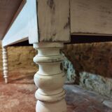 Farm table