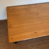 Table basse en bois massif vintage