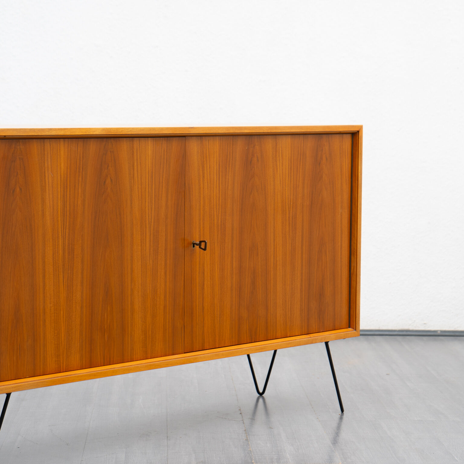 Commode vintage, noyer, restauré