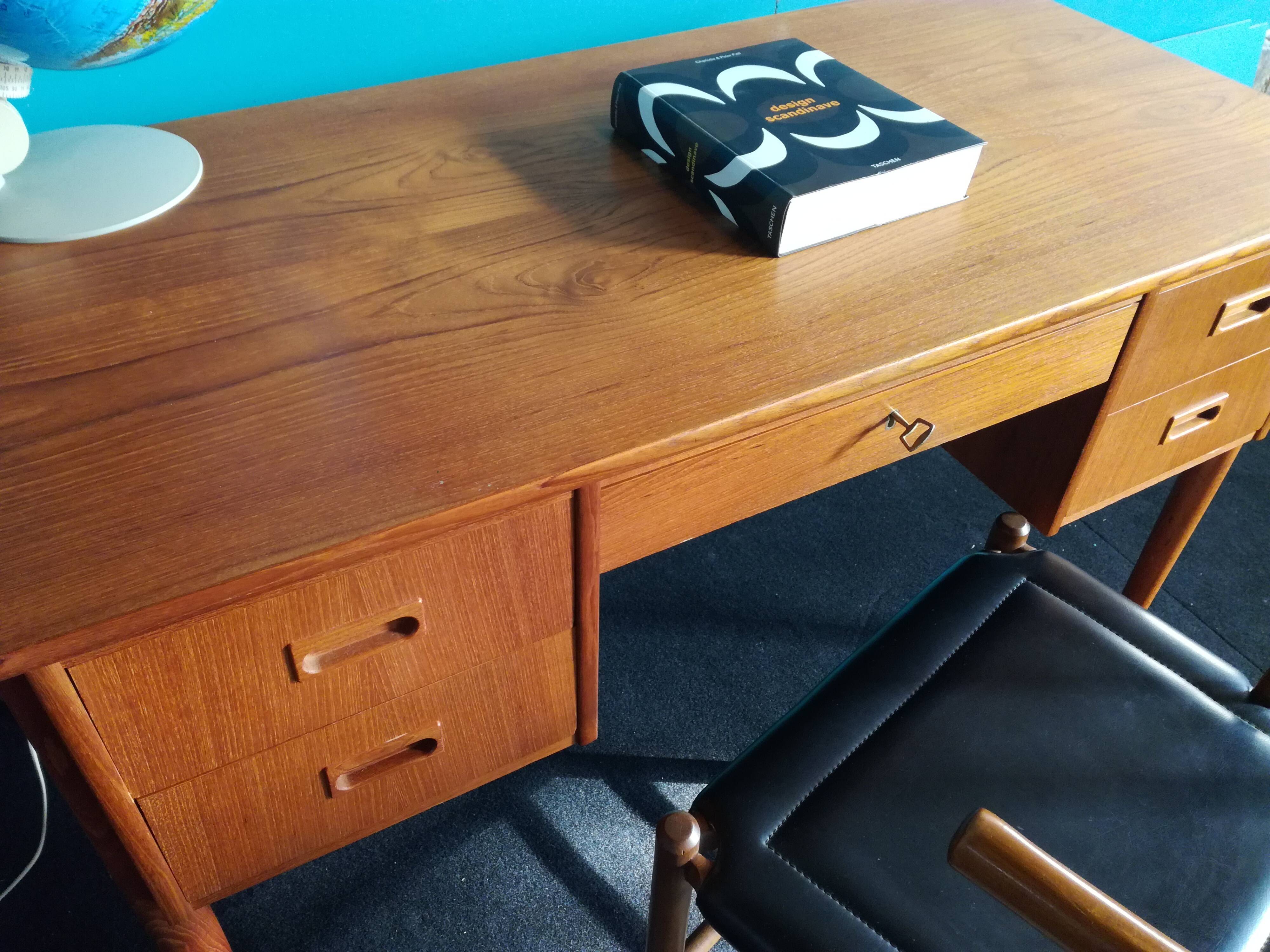 Scandinavian desk double sided design Storgaard Nielsen