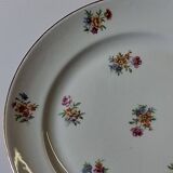 6 dessert plates in French porcelain in good condition.