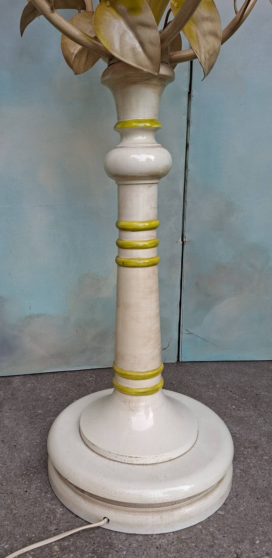 1970s Hollywood Regency floor lamp with 5 globes