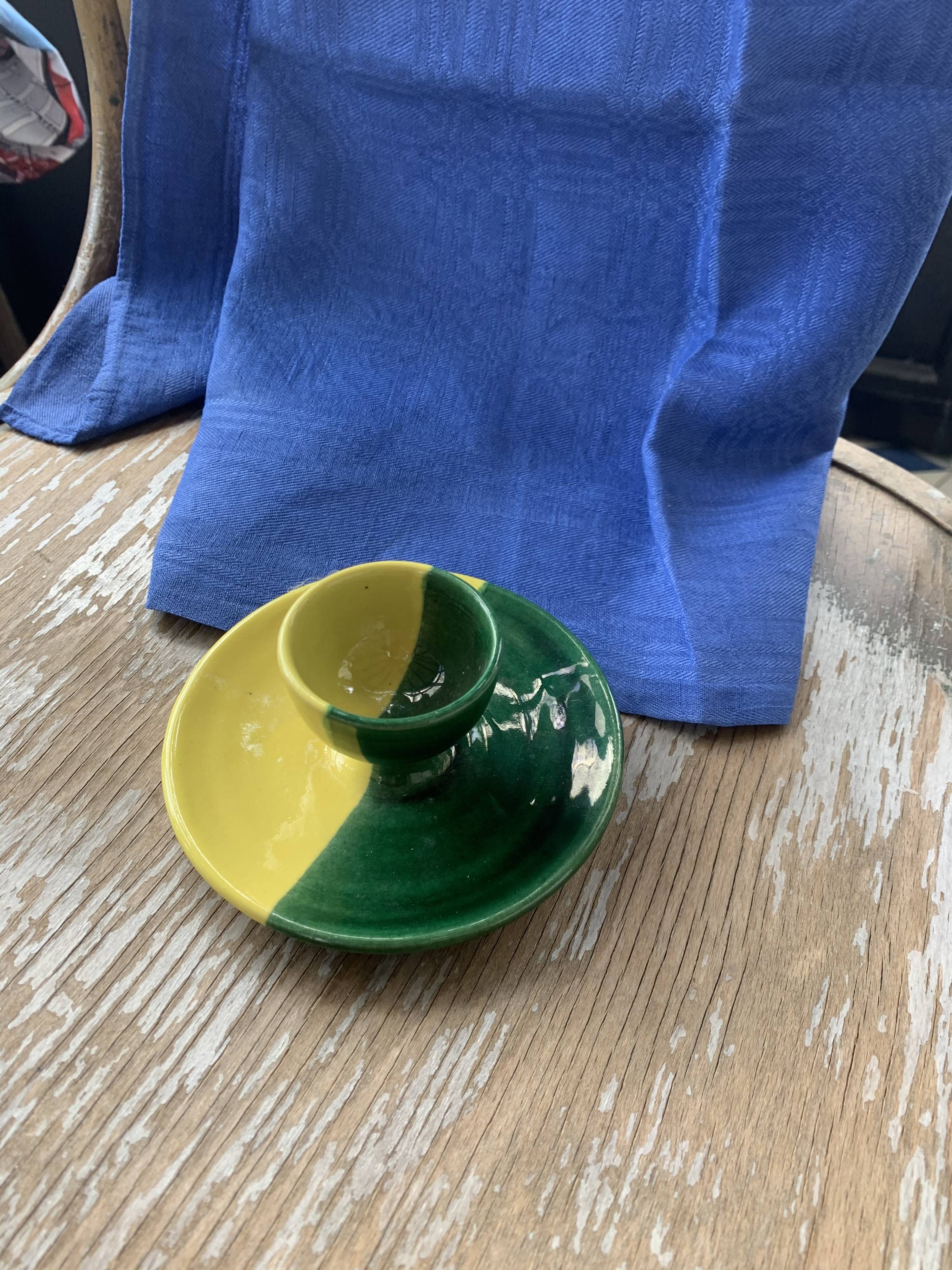 Two-tone ceramic shell with vintage green and yellow enamelled 1950