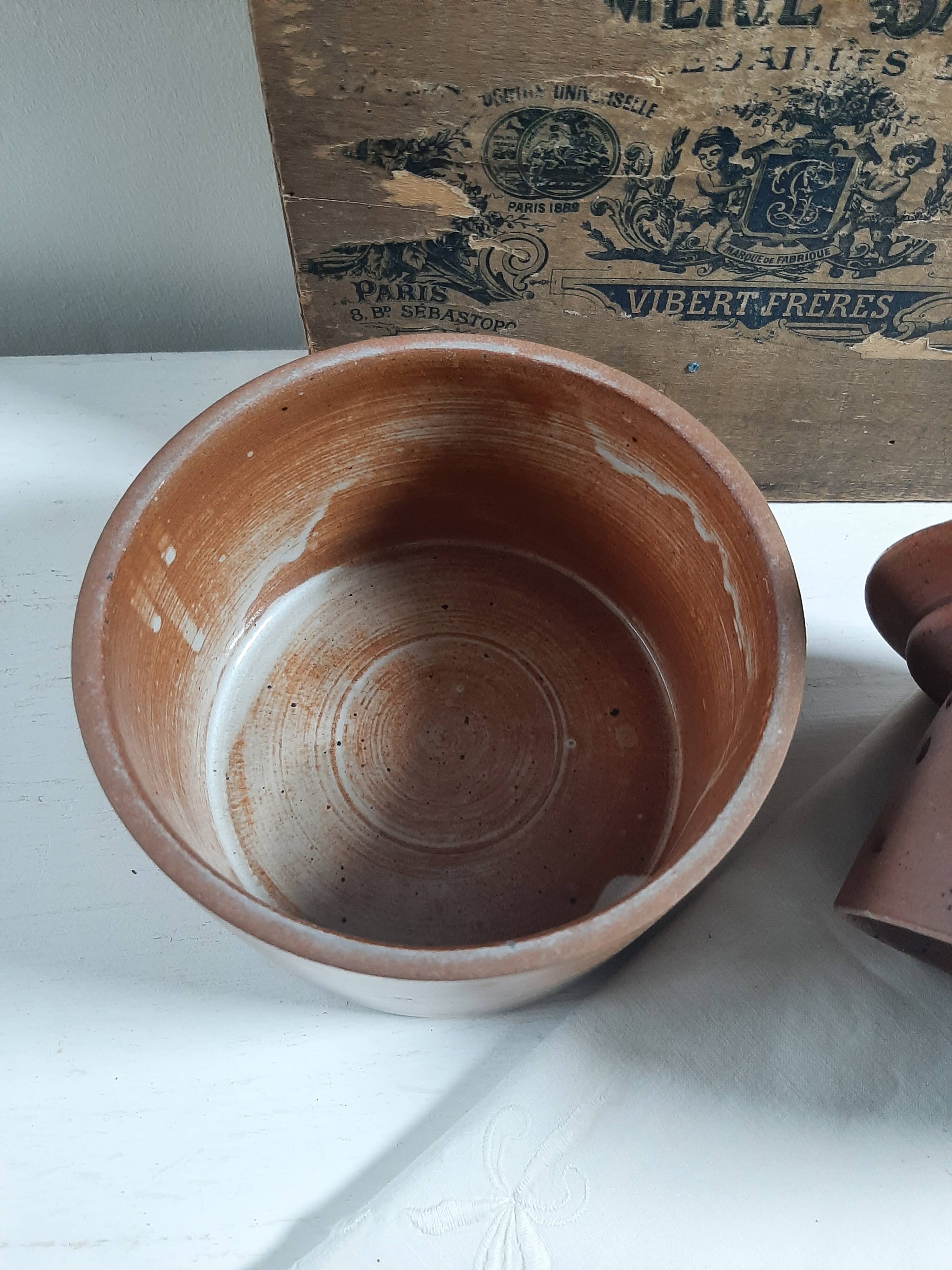 Beurrier à eau en grès