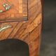 Petite commode en placage de bois de rose (19eme).