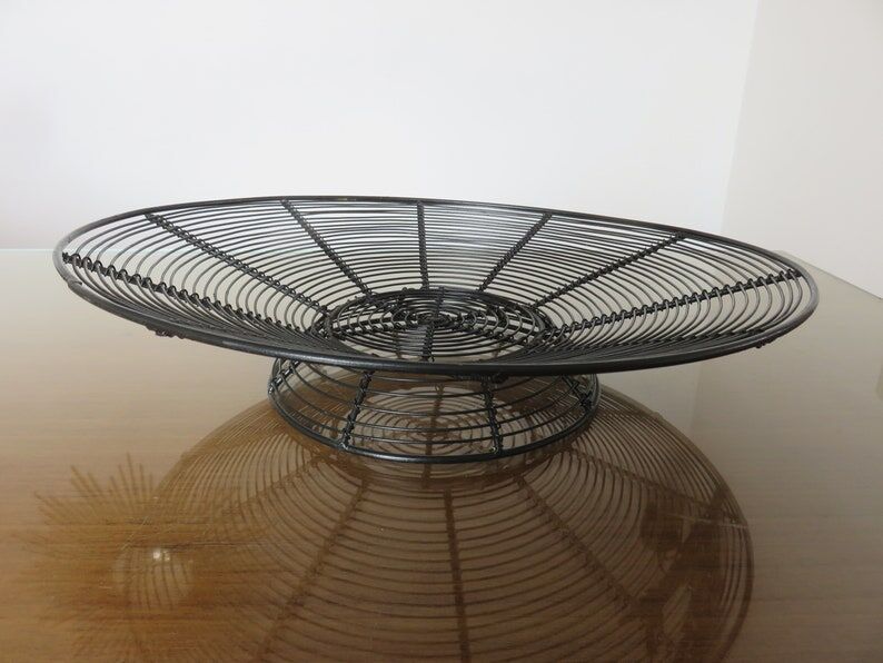 Modernist fruit basket, minimalist in black lacquered metal 1960