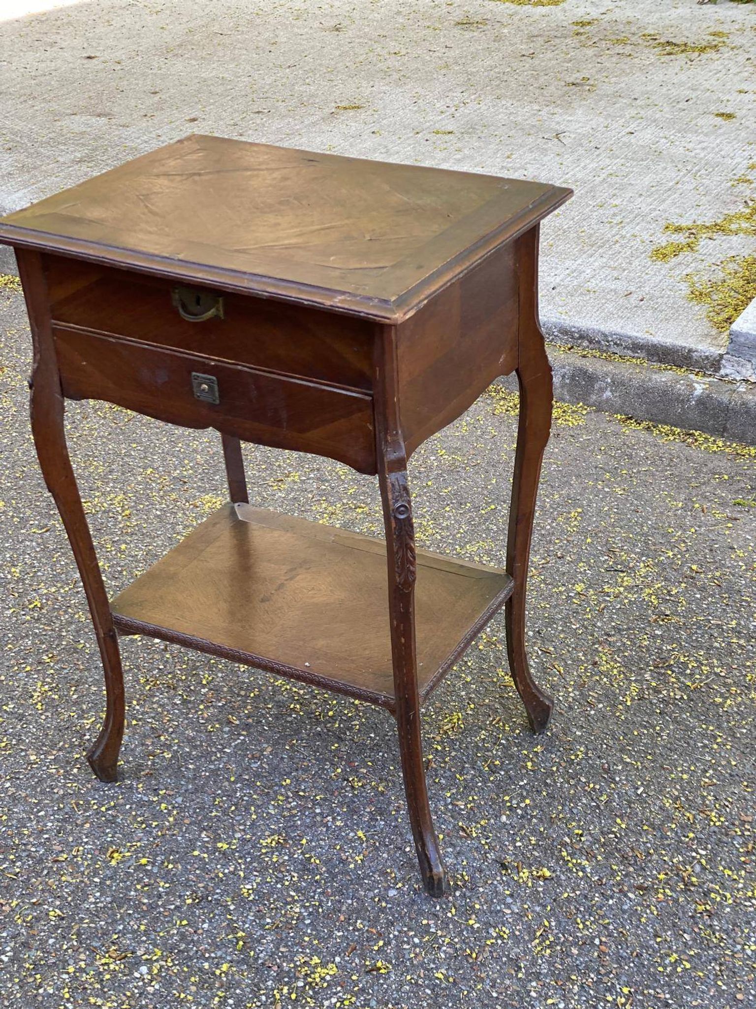 Coiffeuse Louis XV du 19ème siècle