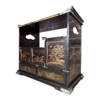 Petit cabinet Kazaridana Japonais Laqué, Japon époque d'Edo