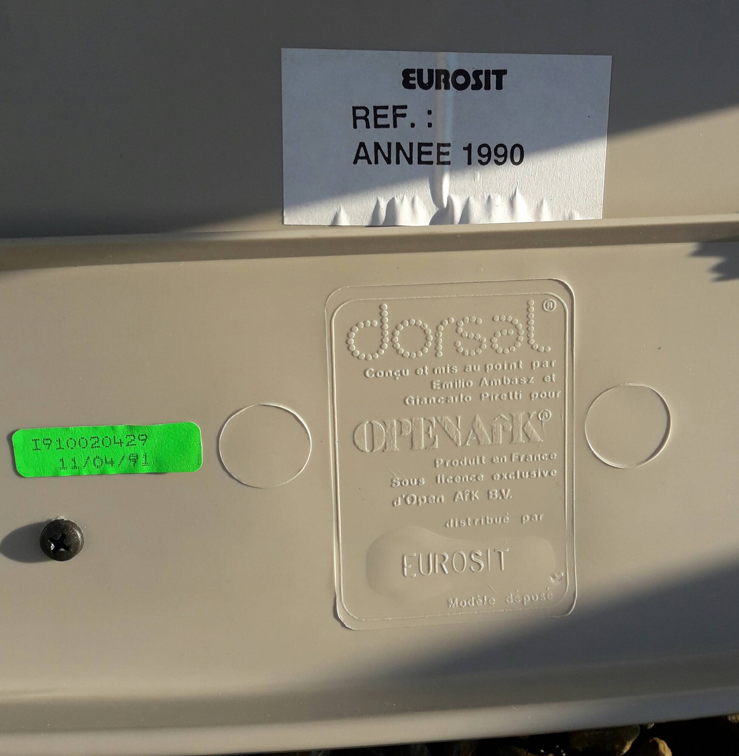 Duo of Dorsal chairs by E Ambasz and G Piretti in 1990