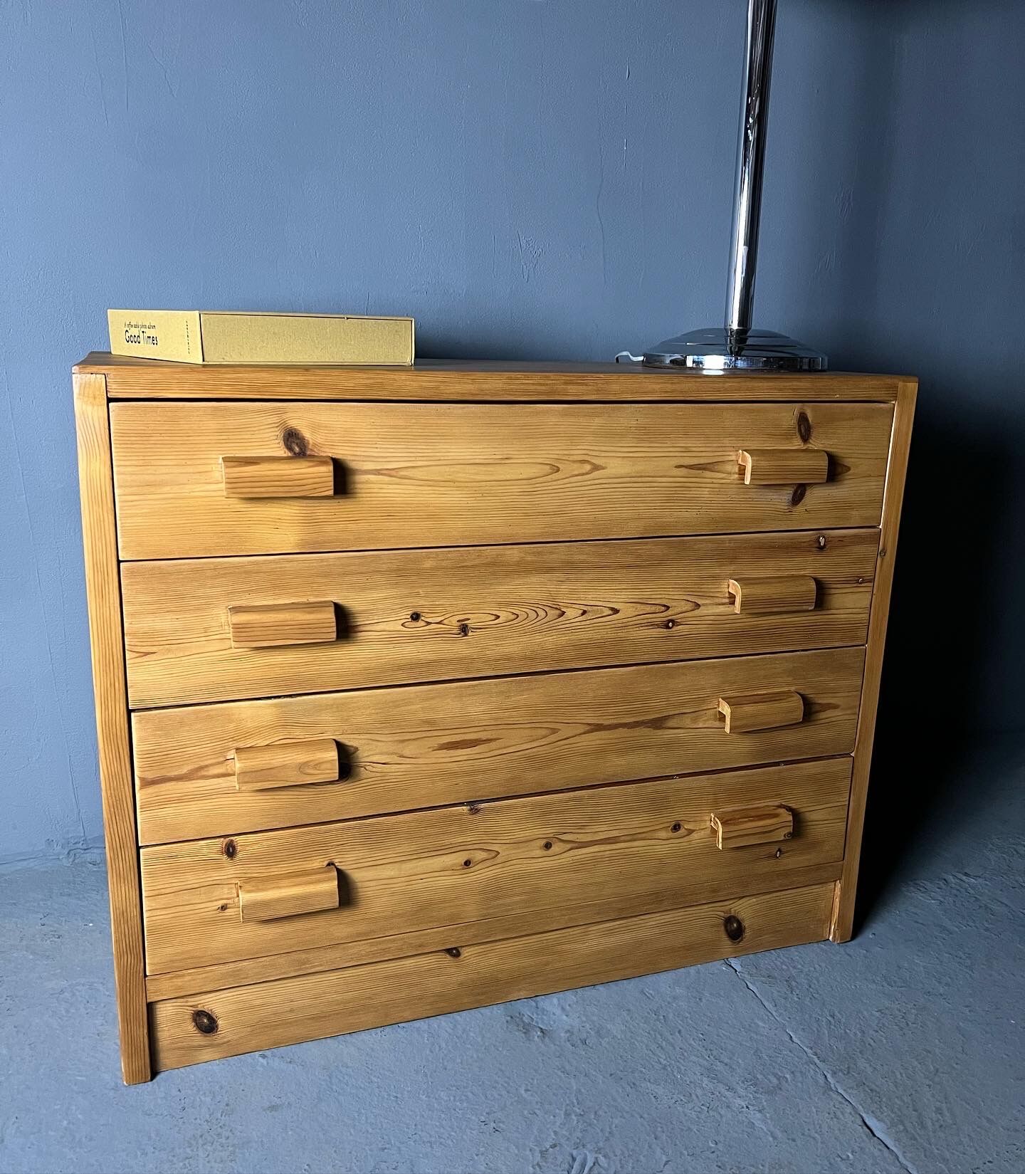 Pine chest of drawers 4 drawers, 80s